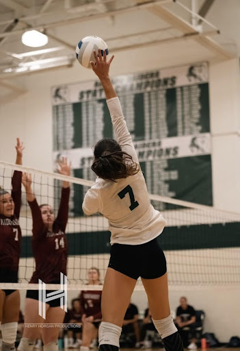 Carli Silverman playing volleyball for the Ramapo team.