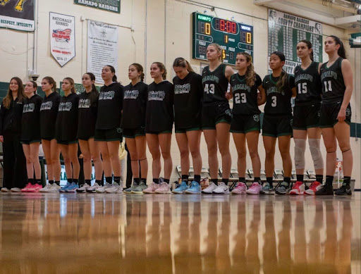The girls' team before a match (ramapogirlsbasketball Instagram)
